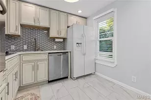 7740 Jerome Ave, Maplewood, MO 63143 - Photo 6