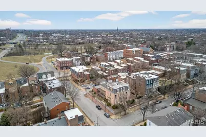 1802 Kennett Place, Saint Louis, MO 63104 - Photo 38