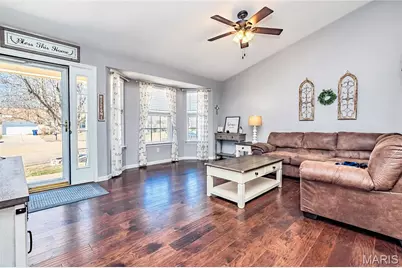 703 Pinewood Court, Pacific, MO 63069 - Photo 8