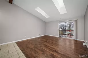 1042 Sugar Creek Ct, Saint Peters, MO 63376 - Photo 12