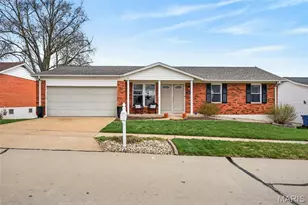 5330 Mild Dr, Saint Louis, MO 63129 - Photo 1