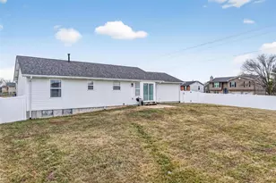 409 Fox Den Ln, Wentzville, MO 63385 - Photo 32