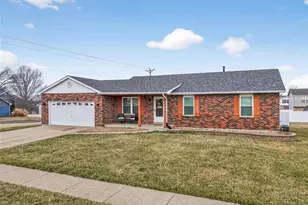 409 Fox Den Ln, Wentzville, MO 63385 - Photo 2