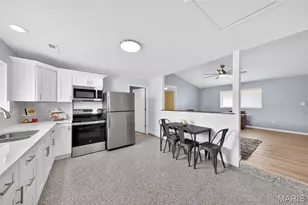 202 2nd St, Winfield, MO 63389 - Photo 4