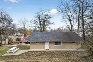 202 2nd St, Winfield, MO 63389 - Photo 24