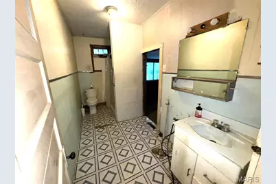 1112 Center Street, Bismarck, MO 63624 - Photo 6