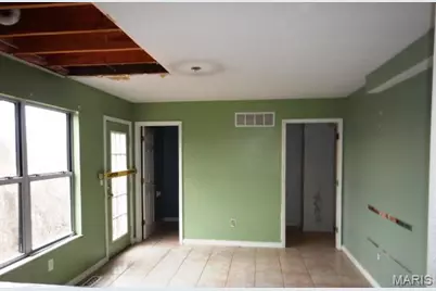 1545 Greenfield Crossing Court, Ballwin, MO 63021 - Photo 6