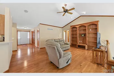 3201 Bear Tracks Drive, Wentzville, MO 63385 - Photo 6