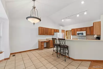 3201 Bear Tracks Drive, Wentzville, MO 63385 - Photo 8