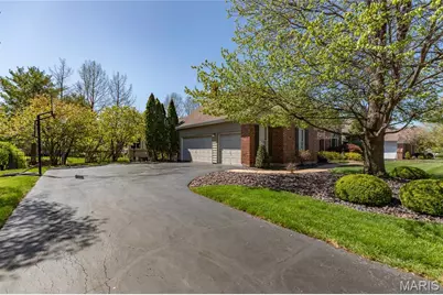 15838 Barons Way Drive, Chesterfield, MO 63017 - Photo 48