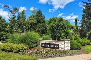 15838 Barons Way Dr, Chesterfield, MO 63017 - Photo 8