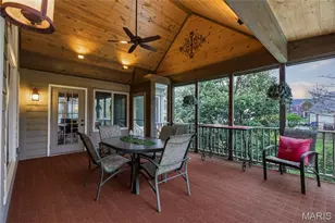 15838 Barons Way Dr, Chesterfield, MO 63017 - Photo 20