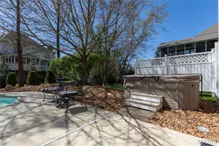 15838 Barons Way Dr, Chesterfield, MO 63017 - Photo 54