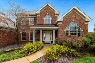 15838 Barons Way Dr, Chesterfield, MO 63017 - Photo 2