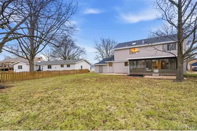 2319 Paradise Peak Circle, Wildwood, MO 63011 - Photo 16