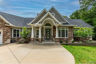 331 Woodlawn Terrace Court, Ballwin, MO 63021 - Photo 2
