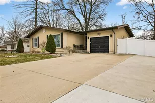 490 Electra Dr, Arnold, MO 63010 - Photo 2