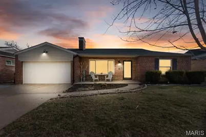 6034 Childress Avenue, Saint Louis, MO 63109 - Photo 1