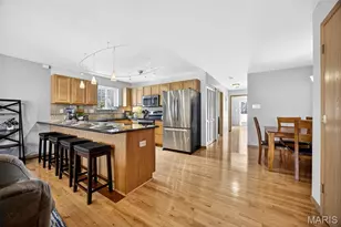 12121 McKelvey Pl, Bridgeton, MO 63044 - Photo 28