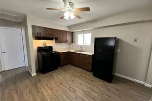 11909 Homestead Ave, Saint Louis, MO 63138 - Photo 2