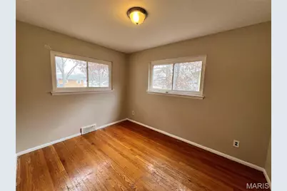 11909 Homestead Avenue, Saint Louis, MO 63138 - Photo 6
