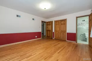 28 Woodcrest Dr, Ladue, MO 63124 - Photo 40