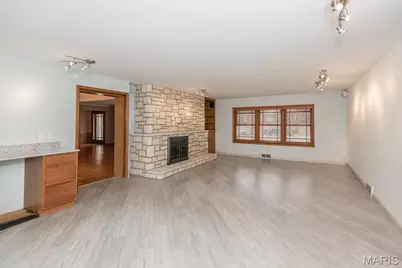 28 Woodcrest Drive, Ladue, MO 63124 - Photo 12