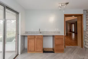 28 Woodcrest Dr, Ladue, MO 63124 - Photo 16