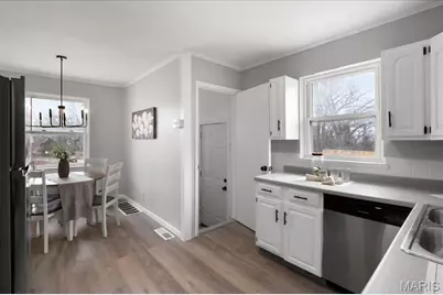 6800 Stratford Avenue, Saint Louis, MO 63121 - Photo 14