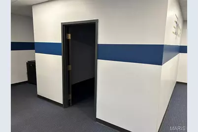 2258 Schuetz Road #201, Saint Louis, MO 63146 - Photo 4