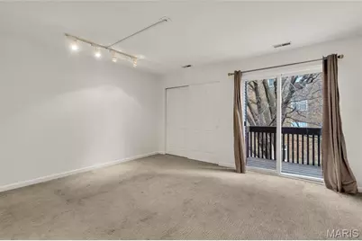 4444 Lindell Boulevard #4, Saint Louis, MO 63108 - Photo 18