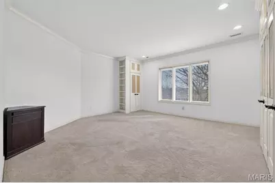 155 N Hanley Road #302, University City, MO 63105 - Photo 34