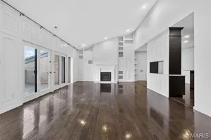 155 N Hanley Rd, University City, MO 63105 - Photo 12