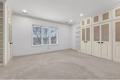 155 N Hanley Road #302, University City, MO 63105 - Photo 44