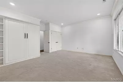 155 N Hanley Road #302, University City, MO 63105 - Photo 32