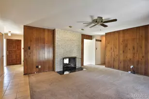 127 S Cardinal Ln, Saint Charles, MO 63301 - Photo 10