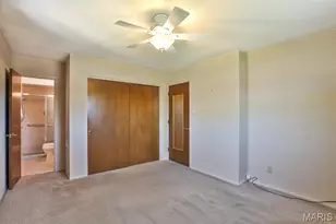 127 S Cardinal Ln, Saint Charles, MO 63301 - Photo 18