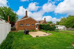 6633 Tholozan Ave, Saint Louis, MO 63109 - Photo 34