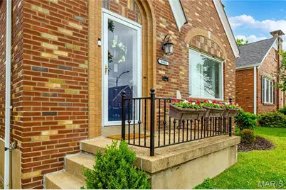 6633 Tholozan Avenue, Saint Louis, MO 63109 - Photo 4