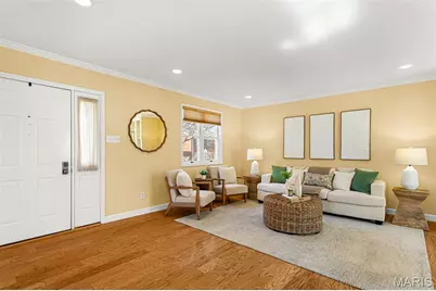 9044 W Swan Circle, Brentwood, MO 63144 - Photo 4