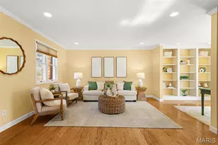 9044 W Swan Cir, Brentwood, MO 63144 - Photo 8