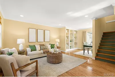 9044 W Swan Circle, Brentwood, MO 63144 - Photo 6