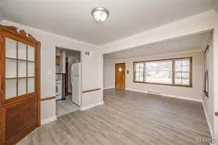 1232 Forest Home Dr, Bellefontaine Neighbors, MO 63137 - Photo 6