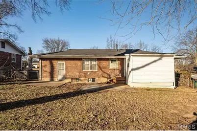 1232 Forest Home Drive, Bellefontaine Neighbors, MO 63137 - Photo 36