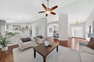 15 Canter Ct, Saint Peters, MO 63376 - Photo 8