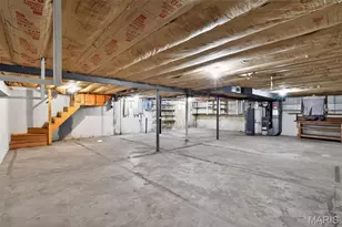 2515 Burchard Dr, Saint Louis, MO 63136 - Photo 24