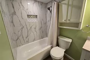 12130 Natural Bridge Rd, Bridgeton, MO 63044 - Photo 20