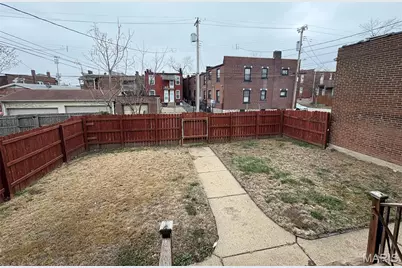 1850 Russell Boulevard, Saint Louis, MO 63104 - Photo 20