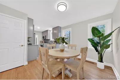 9316 Sappington Road, Saint Louis, MO 63126 - Photo 10