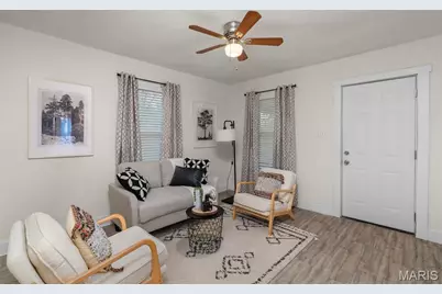 434 Harrison Avenue, Ferguson, MO 63135 - Photo 6